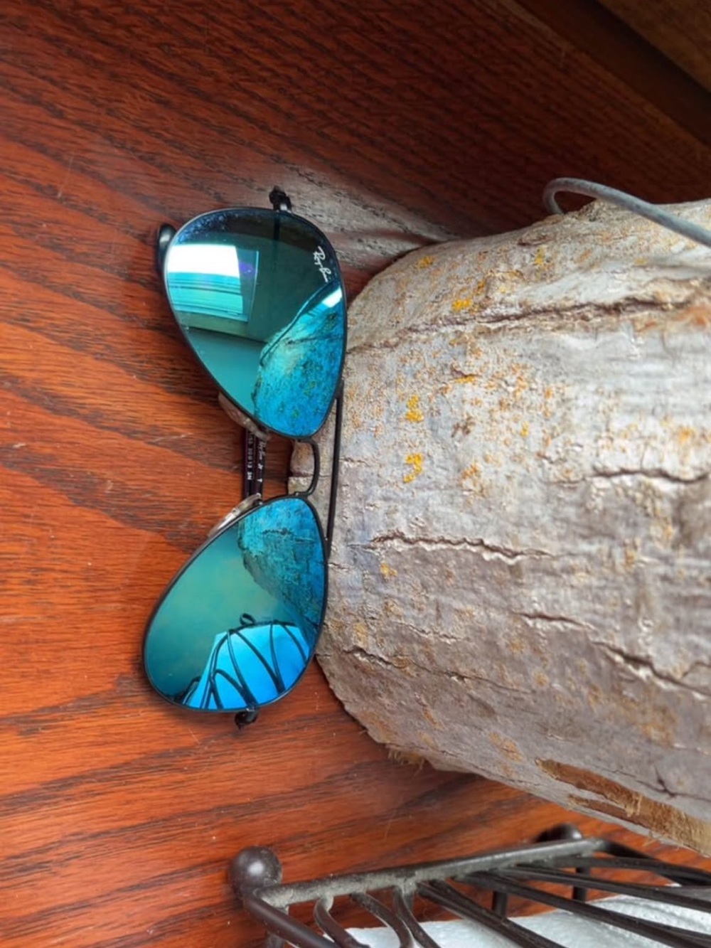 Blue Mirrored Aviator Sunglasses